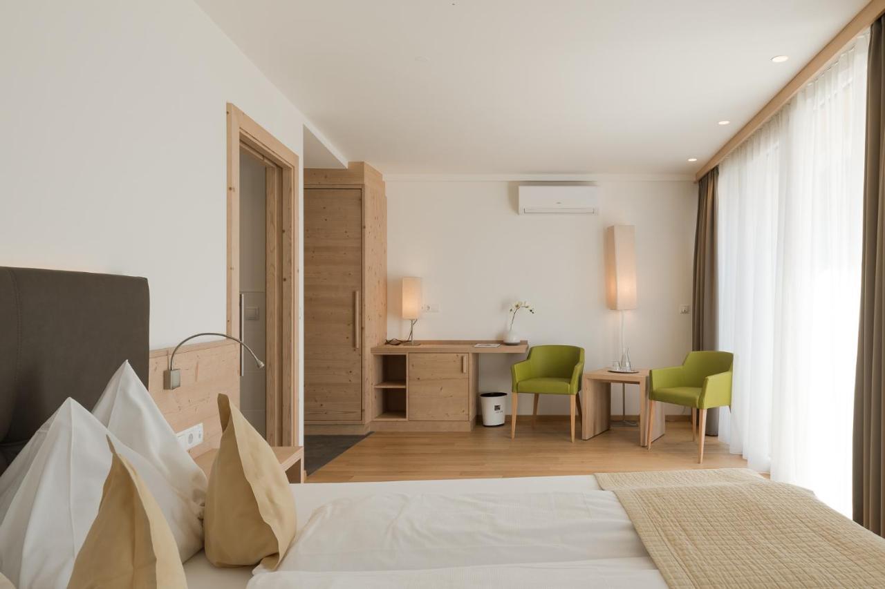 Hotel Kiendl Schenna Kamer foto