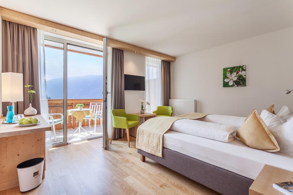 Hotel Kiendl Schenna Buitenkant foto